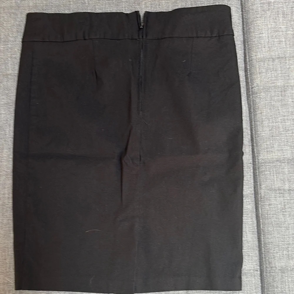 Have Brand Black Pencil Skirt Knee-Length Sz Med NWOT